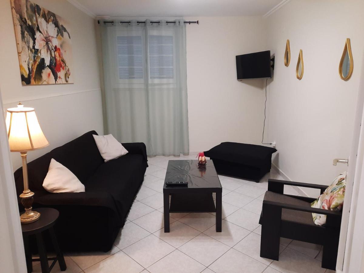 Lousi House Daire Atina Dış mekan fotoğraf
